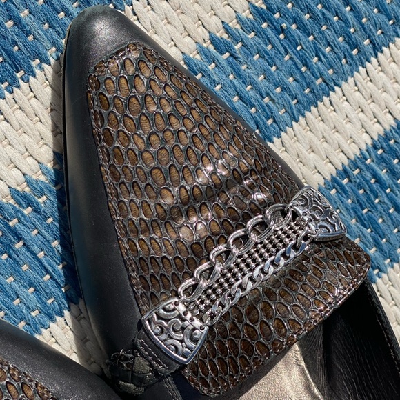Brighton Womens Snakeskin Leather kitten heel slides with Amazing silver detail! - Picture 5 of 7
